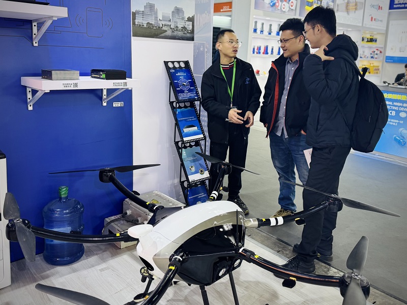 小無人機(jī).jpg